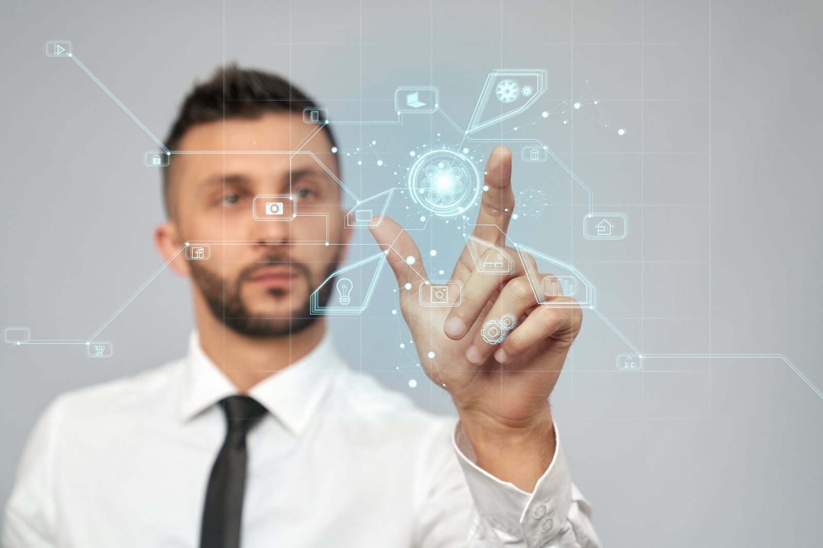 Human Centered AI: come l’Intelligenza Artificiale può essere sviluppata in modo orientato alle nostre esigenze